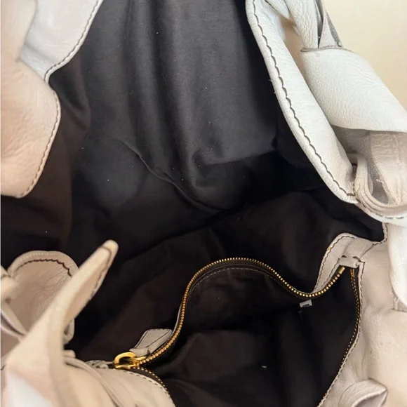 Miu Miu white leather tote bag ribbon - Picture 8 of 8